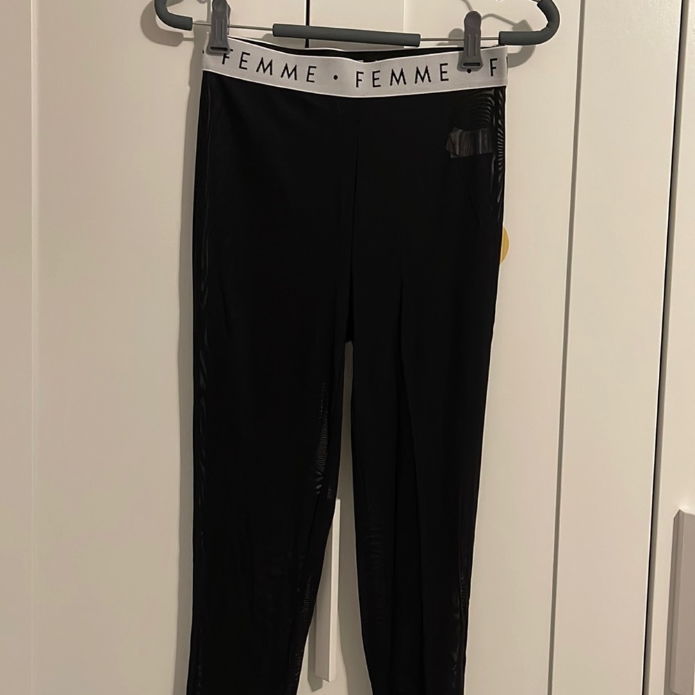 Sheer mesh tight legging